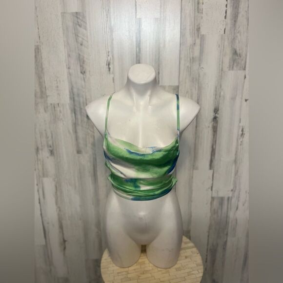 Green crop top - Picture 2 of 8